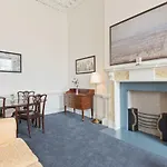 Henrietta Centre * Dublin