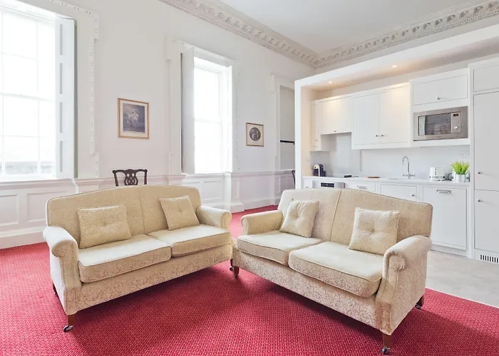 Apartment Henrietta Centre