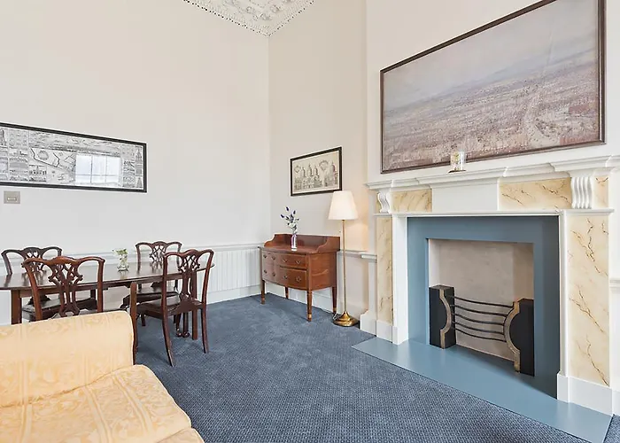 Henrietta Centre Dublin