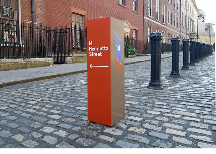 Henrietta Centre * Dublin